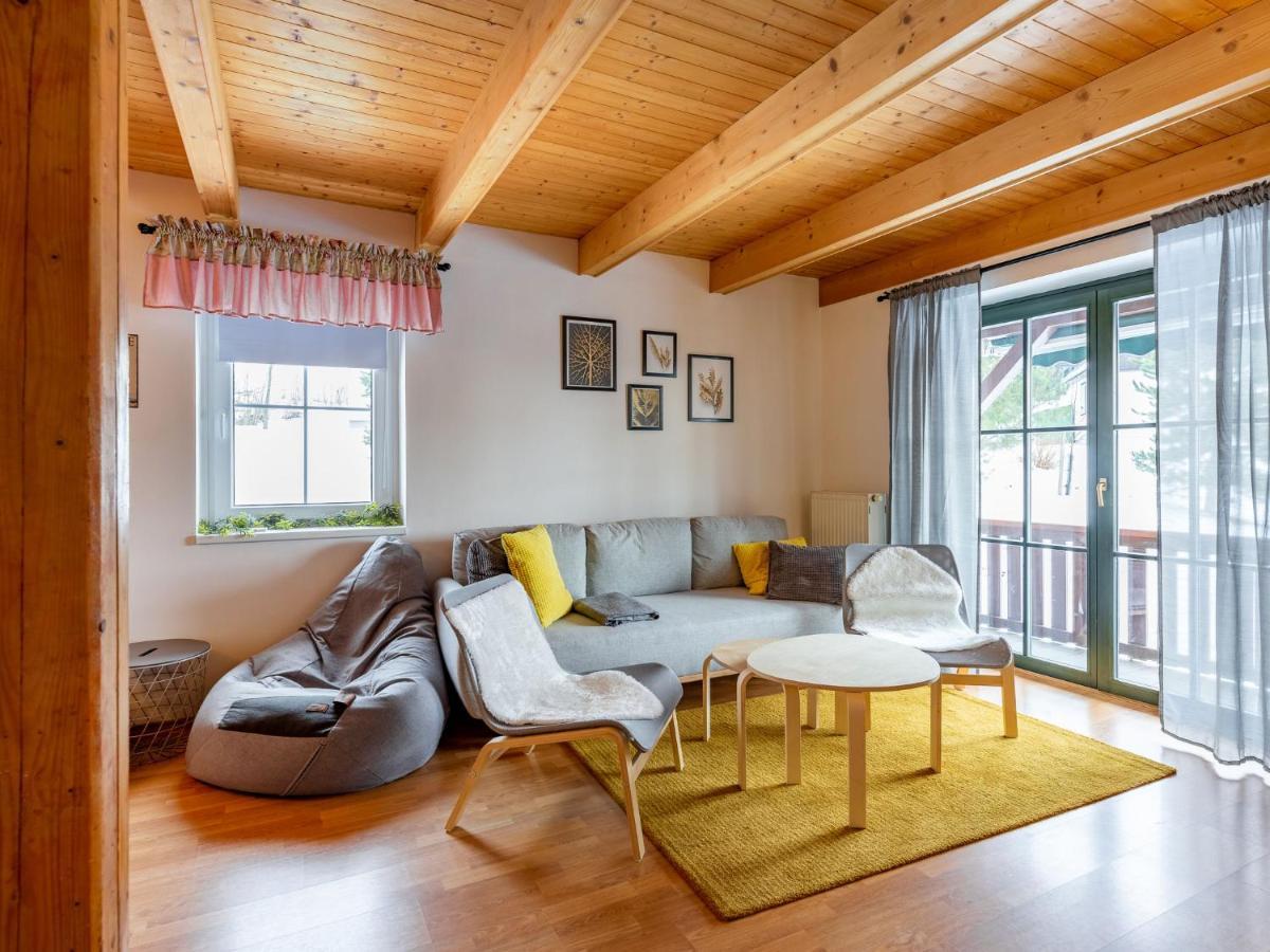 Holiday Home Holiday Hill 67 By Interhome Cista  المظهر الخارجي الصورة